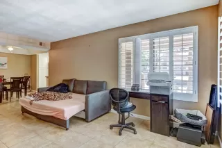 Photo #4: 6096828 Listing