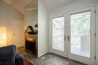 Photo #3: 6096855 Listing