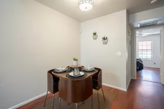 Photo #6: 6096855 Listing