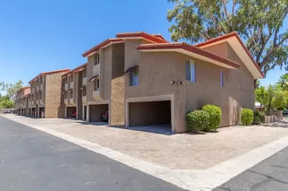 Photo #1: 6096865 Listing