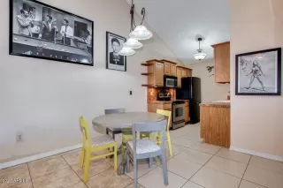 Photo #3: 6097321 Listing