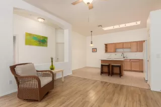 Photo #2: 6097431 Listing 