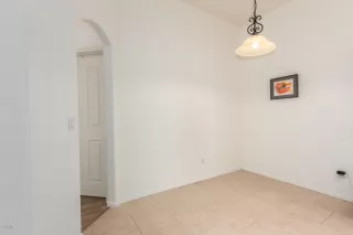 Photo #6: 6097431 Listing 