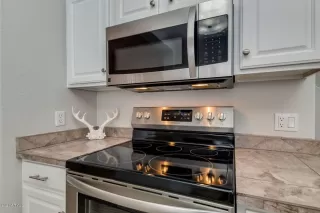 Photo #3: 6097474 Listing
