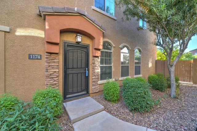 MLS: 6097634 Condo For Sale