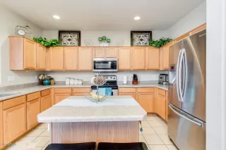 Photo #4: 6097822 Listing