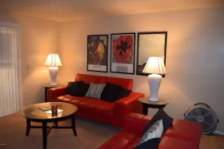 Photo #6: 6097836 Listing