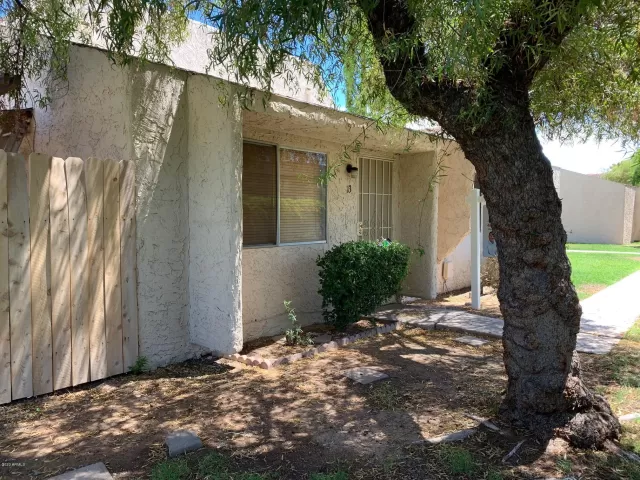 MLS: 6098003 Condo For Sale