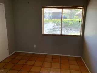 Photo #5: 6098003 Listing