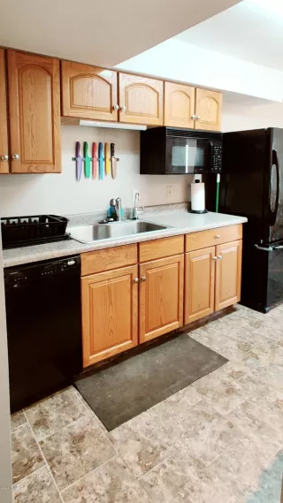 Photo #6: 6098016 Listing