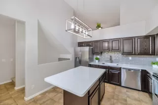 Photo #5: 6098024 Listing