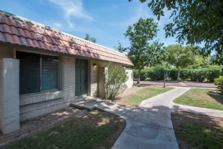 Photo #2: 6098099 Listing