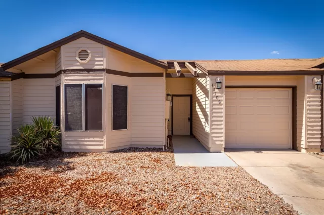 MLS: 6098100 Condo For Sale