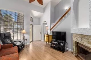 Photo #3: 6098324 Listing