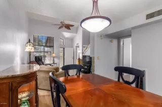 Photo #5: 6098324 Listing