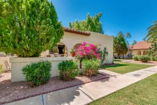 Photo #1: 6098395 Listing