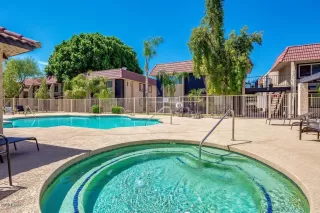 Photo #3: 6098586 Listing