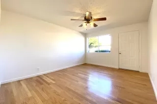 Photo #2: 6098626 Listing