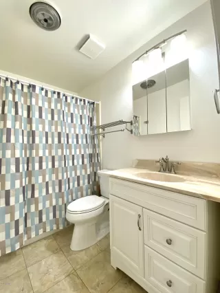 Photo #6: 6098626 Listing