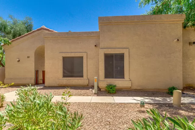 MLS: 6098675 Condo For Sale