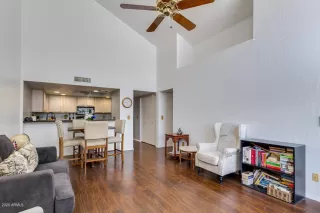 Photo #4: 6098675 Listing 