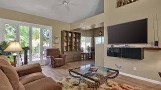 Photo #6: 6098712 Listing