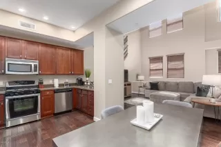 Photo #4: 6098729 Listing 