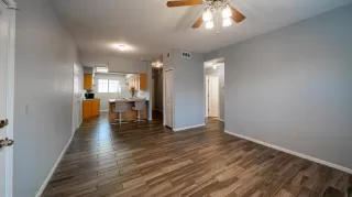 Photo #4: 6098802 Listing