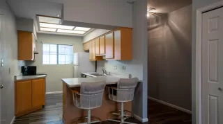 Photo #5: 6098802 Listing