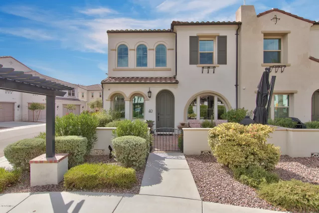 MLS: 6098821 Condo For Sale