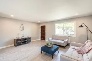 Photo #1: 6098835 Listing