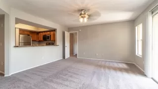 Photo #3: 6098909 Listing