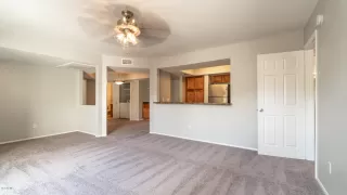 Photo #4: 6098909 Listing