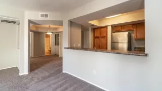 Photo #6: 6098909 Listing