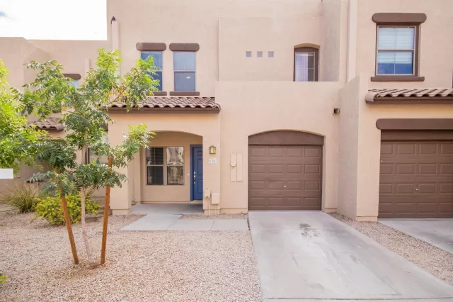 MLS: 6098981 Condo For Sale