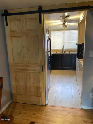 Photo #6: 6098993 Listing