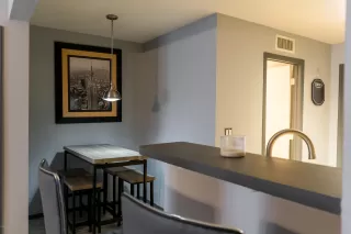 Photo #2: 6099073 Listing 