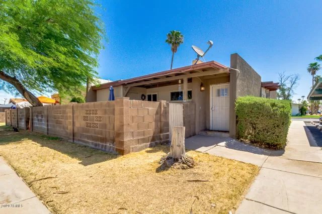 MLS: 6099253 Condo For Sale