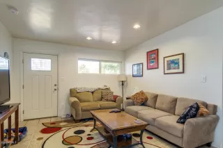 Photo #2: 6099253 Listing 