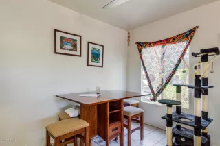 Photo #5: 6099253 Listing 