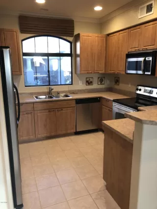 Photo #2: 6099336 Listing