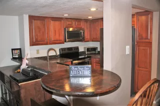 Photo #4: 6099344 Listing