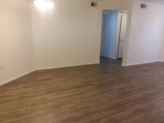 Photo #4: 6099432 Listing