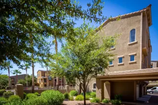 Photo #4: 6099578 Listing 