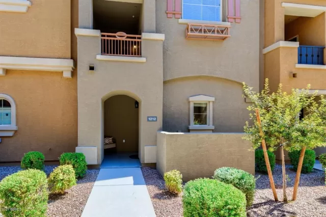 MLS: 6099875 Condo For Sale