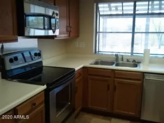 Photo #3: 6100008 Listing