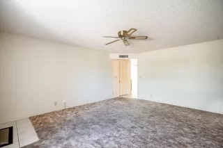 Photo #6: 6100222 Listing 