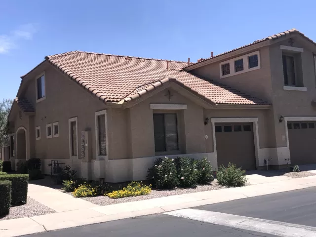 MLS: 6100293 Condo For Sale