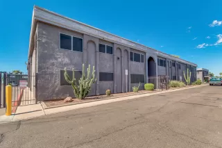 Photo #2: 6100382 Listing