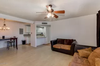 Photo #6: 6100382 Listing